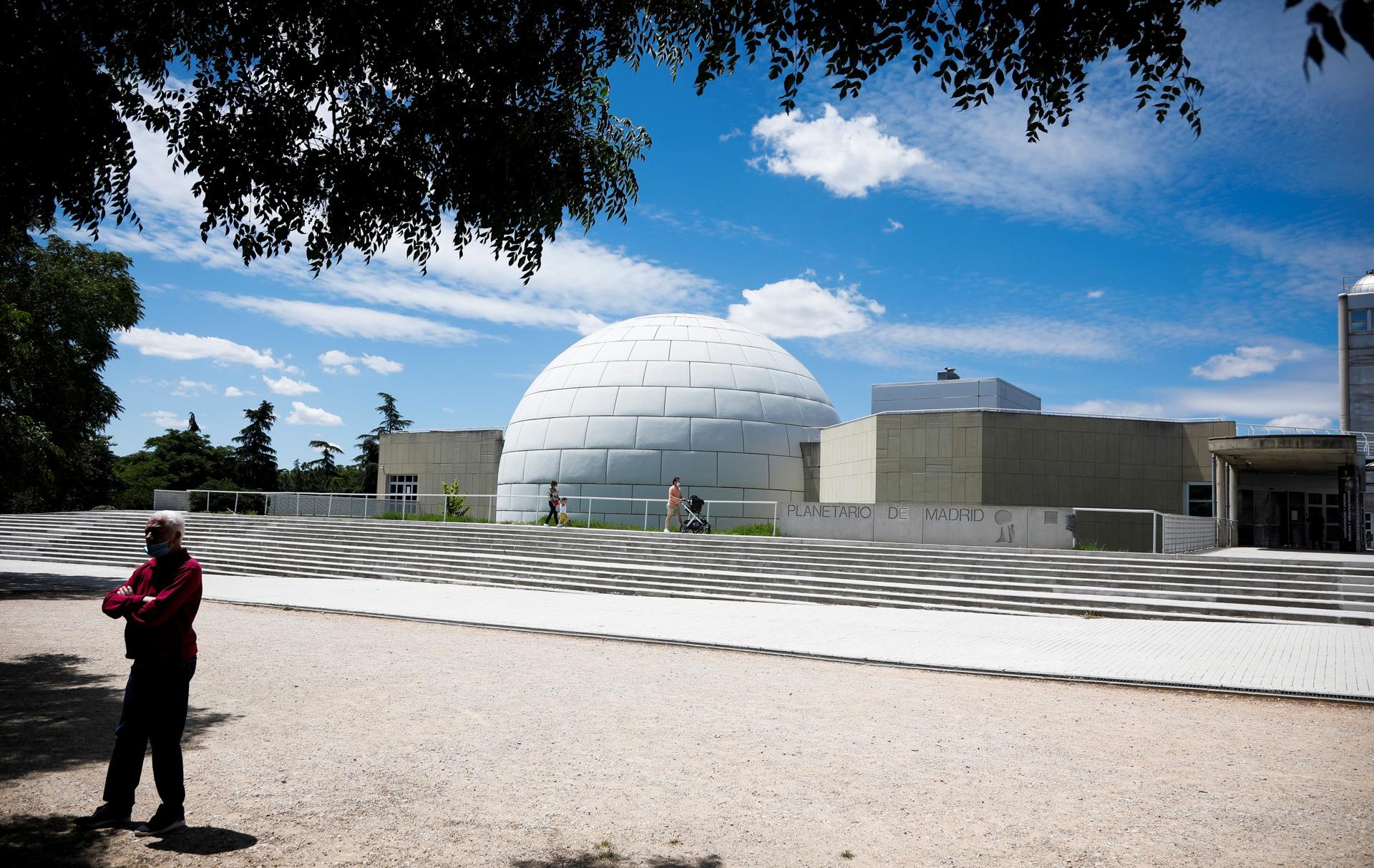 Fotografía de archivo del Planetario de Madrid EFE/David Fernández