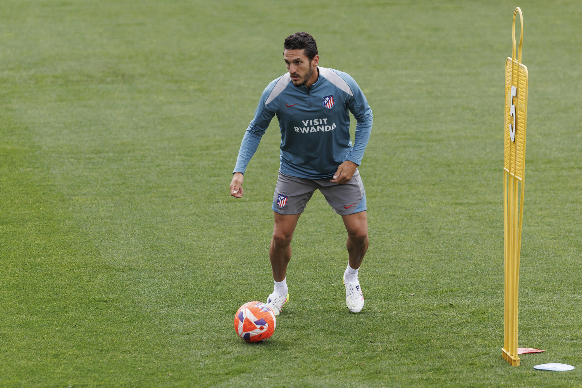 Koke, durante el entrenamiento. EFE/Sergio Pérez