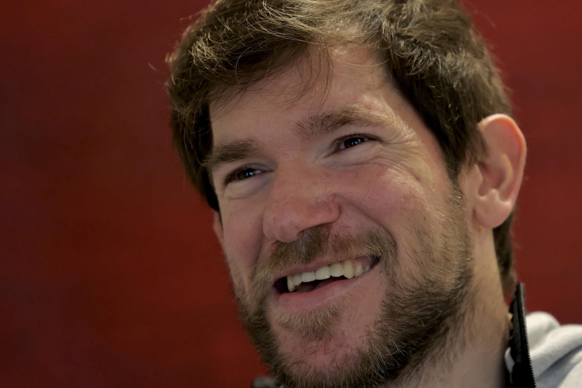 Telmo Irureta, que recibirá el próximo 12 de mayo el Premio Especial Talía 2025 por el cambio social y la inclusión de la discapacidad, habla en una entrevista con EFE sobre su trayectoria como actor y su recorrido hasta alcanzar el sueño de dedicarse a la interpretación. EFE/Javi Colmenero