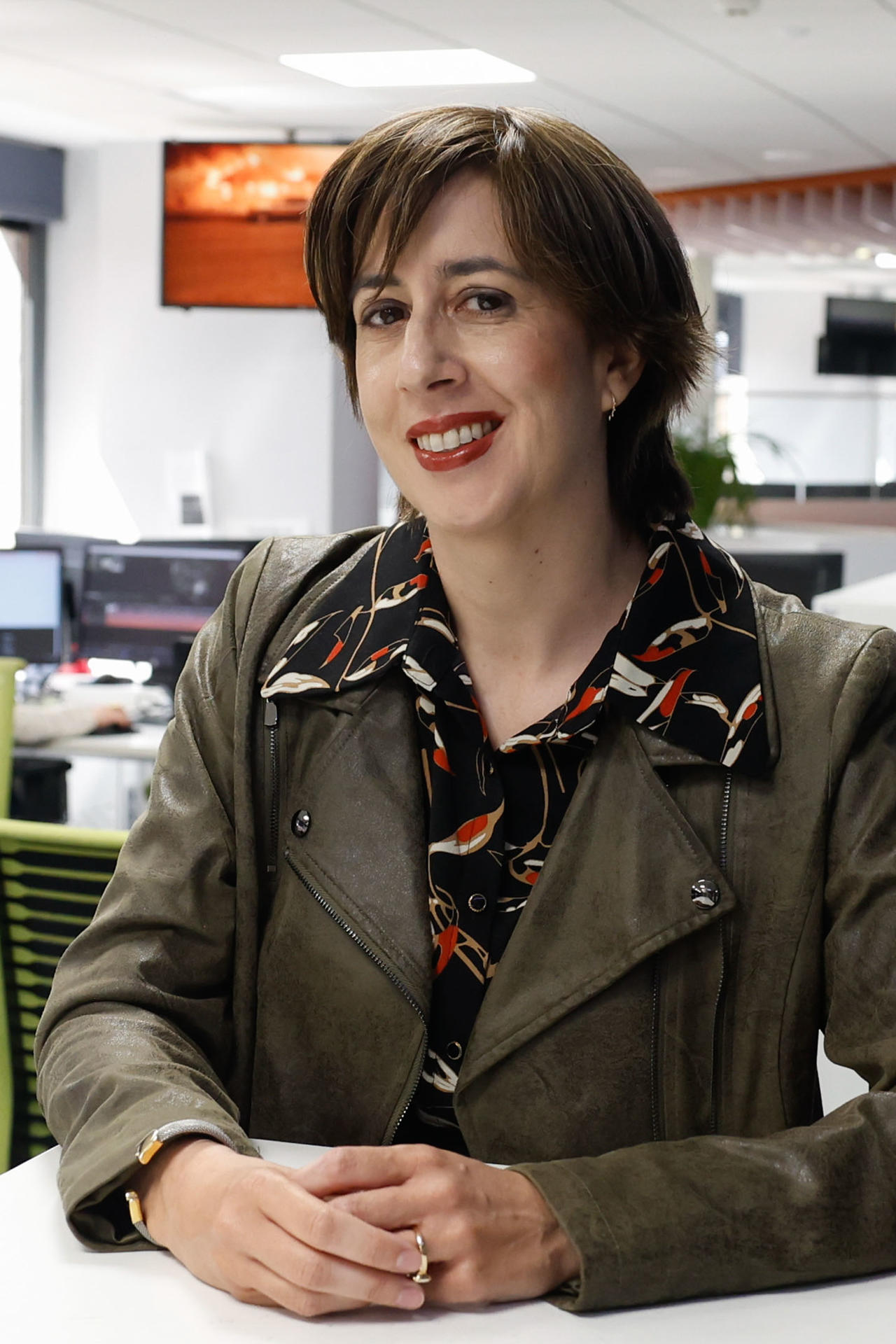 La directora general de Educación Superior y Ciencia de la Organización de Estados Iberoamericanos (OEI), Ana Capilla, en una entrevista con EFE, explica que Europa y Latinoamérica son regiones complementarias en transición energética, una ventaja que la OEI quiere impulsar con el proyecto EnergyTran, que busca tejer redes entre investigadores para avanzar juntos y asegurar que se tienen en cuenta sus impactos sociales y medioambientales. EFE/Ballesteros