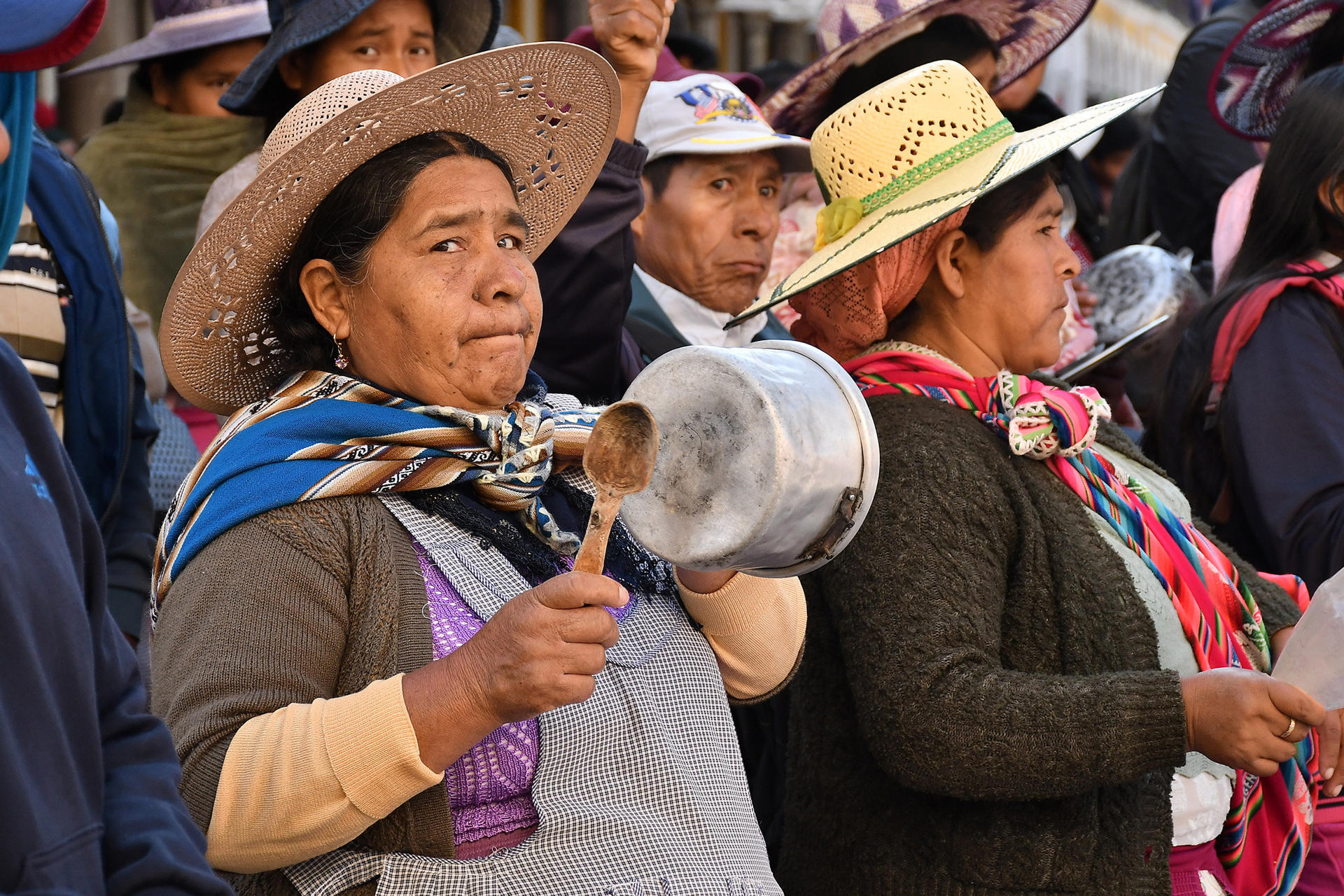 Comerciantes protestan contra el Gobierno de Luis Arce este jueves, en Cochabamba (Bolivia). EFE/ Jorge Abrego