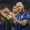 El defensa del FC Inter de Milán, Federico Dimarco (d), y el delantero del FC Inter de Milán, Lautaro Martínez (c), saludan a sus aficionados tras el partido de vuelta de las semifinales de la UEFA Champions League entre el Inter de Milán y el FC Barcelona, ​​en Milán. EFE/EPA/Roberto Bregani