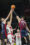 El altero lituano del Baskonia Tadas Sedekerskis (d) en acción este sábado, durante el partido de la jornada 30 de la Liga Endesa celebrado en Vitoria ante el Basket Zaragoza. EFE/ Adrián Ruiz Hierro
