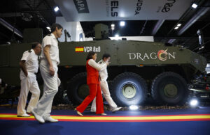 Imagen del pasado 13 de mayo de la segunda jornada de la Feria Internacional de Defensa y Seguridad de España (Feindef) 2025 en el recinto de Ifema en Madrid. EFE/David Fernández