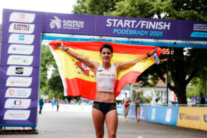 La granadina María Pérez logra la victoria en los 35 kilómetros de la Copa de Europa de naciones en Podebrady (República Checa). EFE/RFEA -SOLO USO EDITORIAL/SOLO DISPONIBLE PARA ILUSTRAR LA NOTICIA QUE ACOMPAÑA (CRÉDITO OBLIGATORIO)-