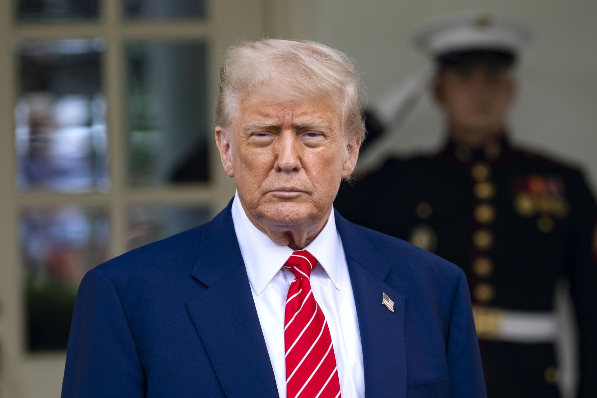 El mandatario estadounidense, Donald Trump, en una fotografía de archivo. EFE/BONNIE CASH