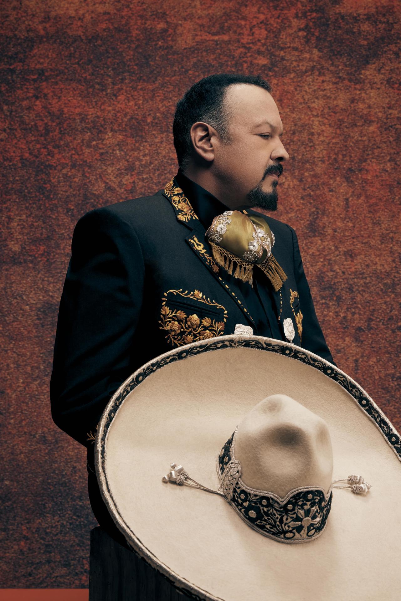 Fotografía promocional cedida por French Toast Agency donde aparece el artista mexicoestadounidense Pepe Aguilar, quien vive en Texas (Estados Unidos). EFE/ French Toast Agency