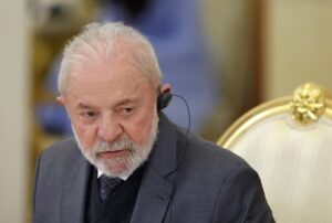 Footgrafía del presidente de Brasil, Luiz Inácio Lula da Silva. EFE/Maxim Shemetov