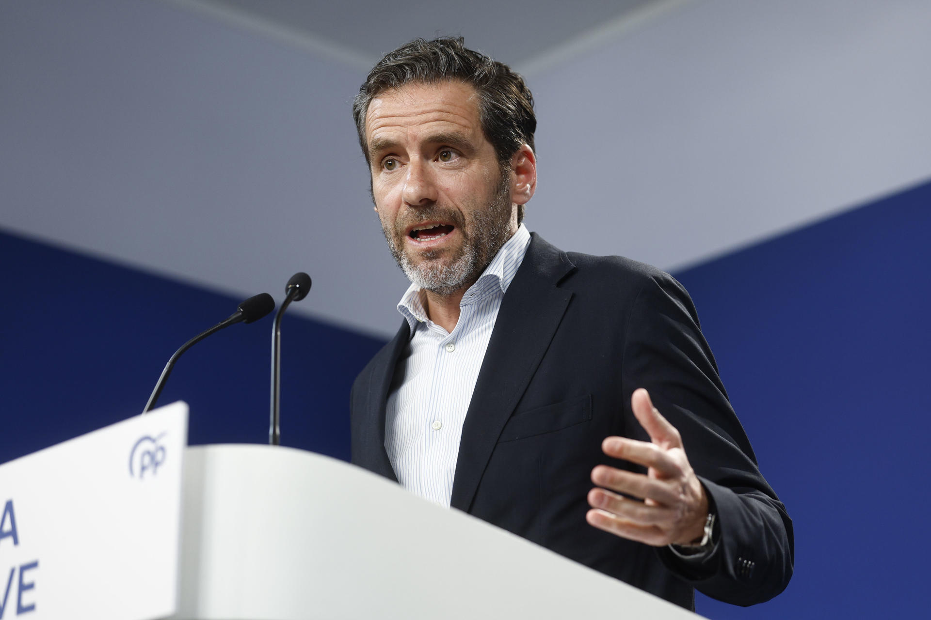 El portavoz del PP, Borja Sémper durante la reuda de prensa ofrecida este lunes, tras la reunión del Comité de Dirección del Partido Popular. EFE/ Rodrigo Jimenez