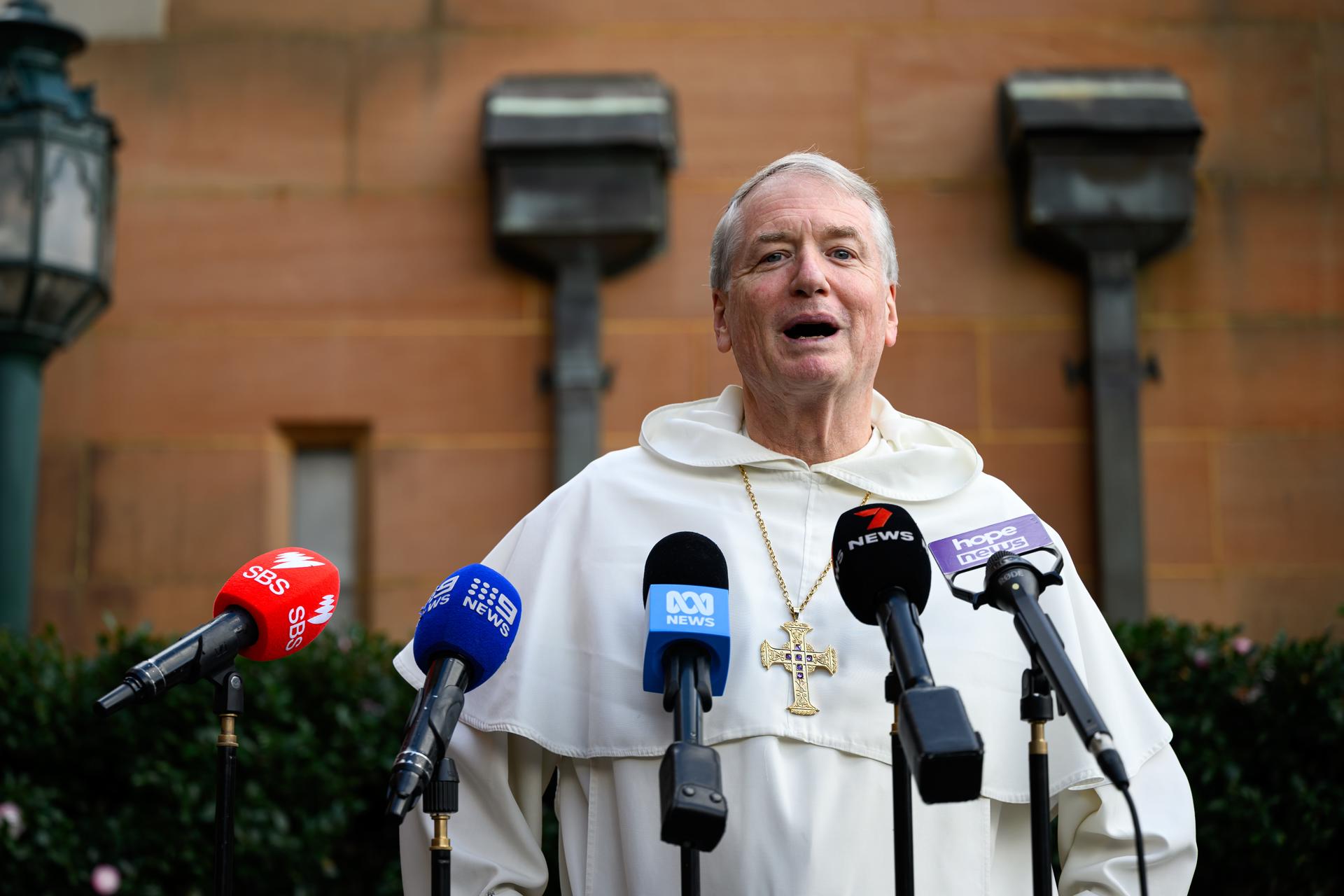 SYDNEY (Australia), 09/05/2025.- Catholic Archbishop of Sydney, Most Rev. Anthony Fisher speaks to the media during a press conference following a mass in thanksgiving for the election of Pope Leo XIV at St Mary’s Cathedral, Sydney, Australia, 09 May 2025. Australian Catholics are welcoming the appointment of American Robert Prevost as Pope Leo XIV, saying he is approachable and a willing listener. (Papa) EFE/EPA/BIANCA DE MARCHI AUSTRALIA AND NEW ZEALAND OUT