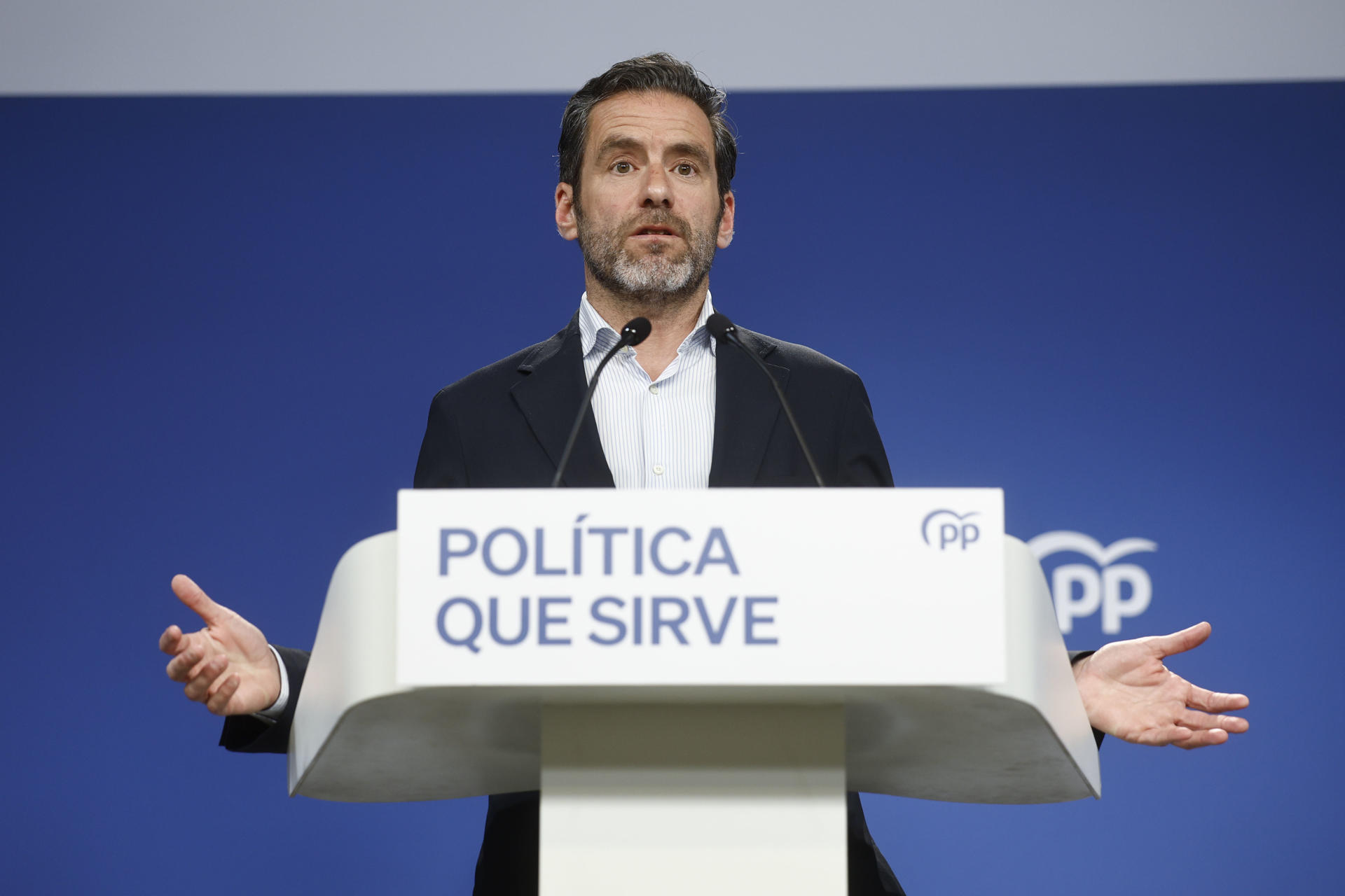 El portavoz del PP, Borja Sémper durante la reuda de prensa ofrecida este lunes,  tras la reunión del Comité de Dirección del Partido Popular. EFE/ Rodrigo Jimenez