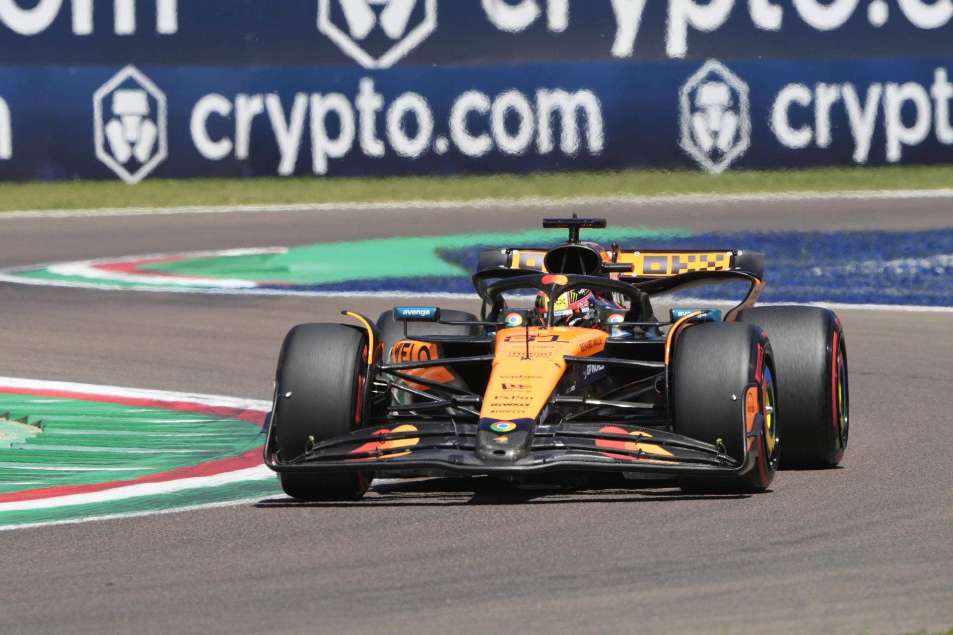 El piloto de McLaren Oscar Piastri en acción este viernes. EFE/EPA/DANILO DI GIOVANNI