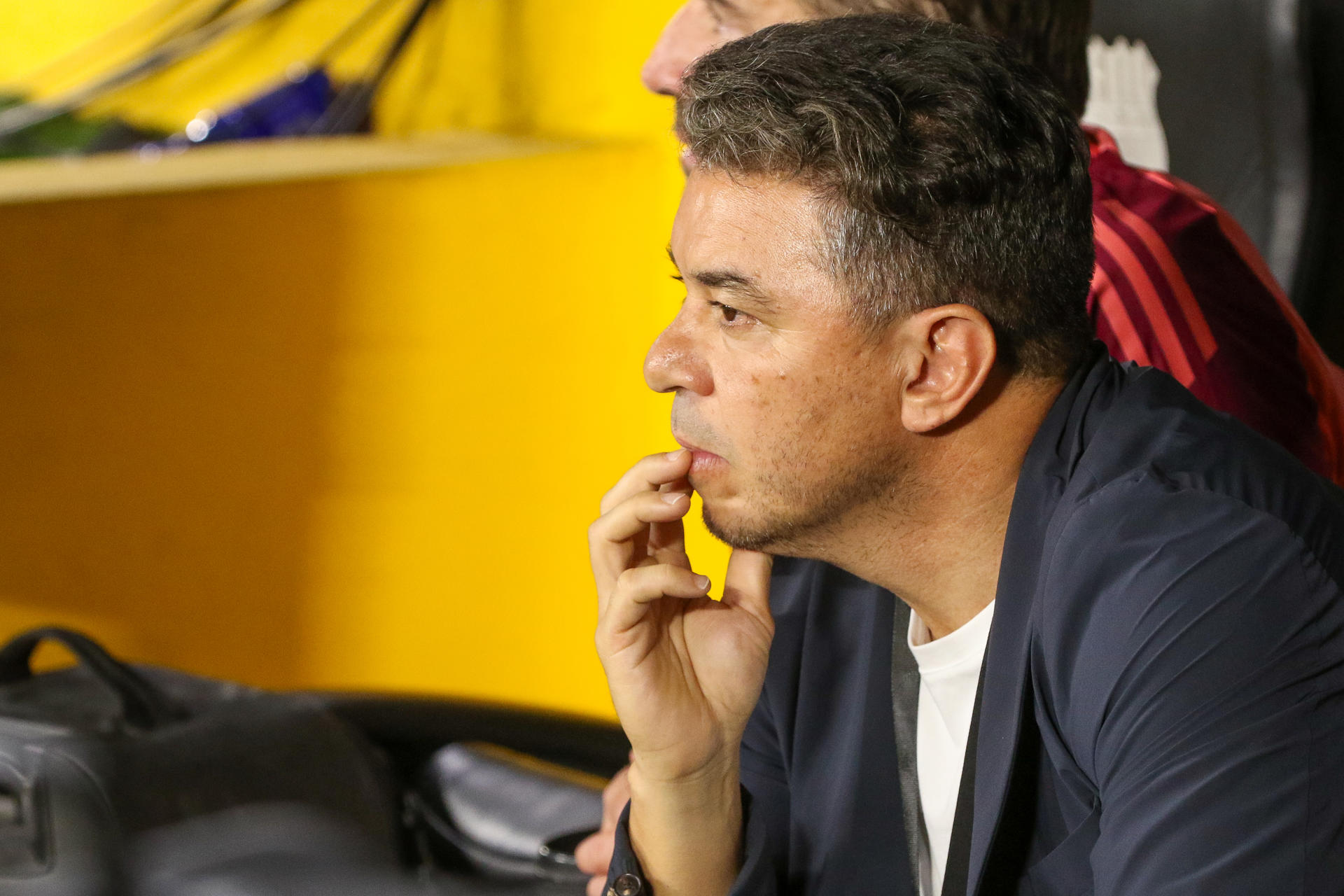El entrenador de River, Marcelo Gallardo, en un momento del partido de la fase de grupos de la Copa Libertadores entre Barcelona y River Plate en el estadio Monumental Banco Pichincha, en Guayaquil (Ecuador). EFE/ Jonathan Miranda