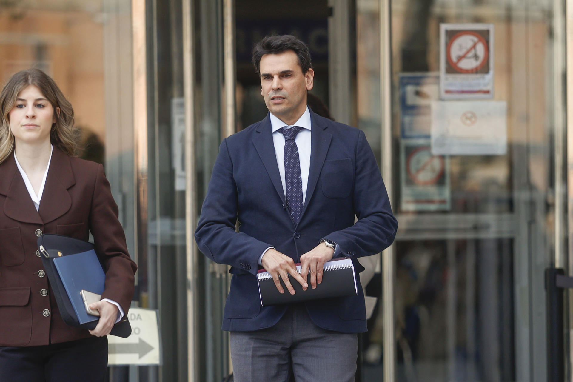 Alberto González Amador, pareja de Isabel Díaz Ayuso en una imagen de archivo a la salida de los Juzgados. EFE/ Rodrigo Jimenez