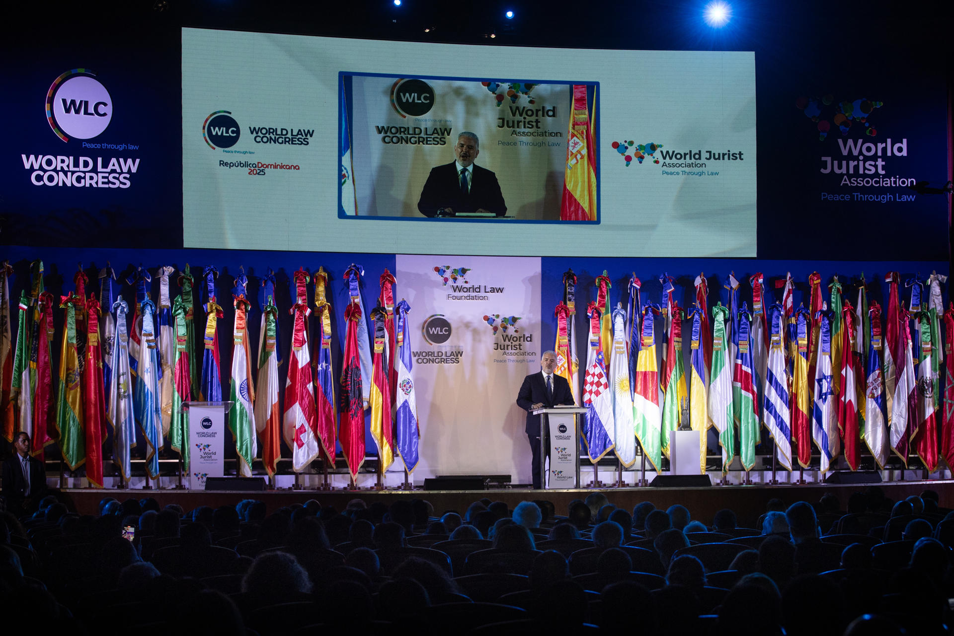 El expresidente colombiano Iván Duque, habla en la ceremonia inaugural de la XXIX edición del Congreso Mundial del Derecho (WLC, en sus siglas en inglés), este domingo en Santo Domingo (República Dominicana). EFE/Orlando Barría