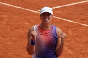 La Iga Swiatek, defensora del título y máxima favorita en Roland Garros. EFE/EPA/TERESA SUAREZ