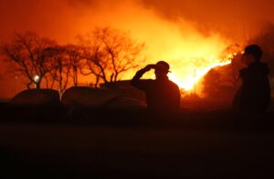 Imagen de archivo de un incendio forestal. EFE/EPA/YONHAP SOUTH KOREA OUT