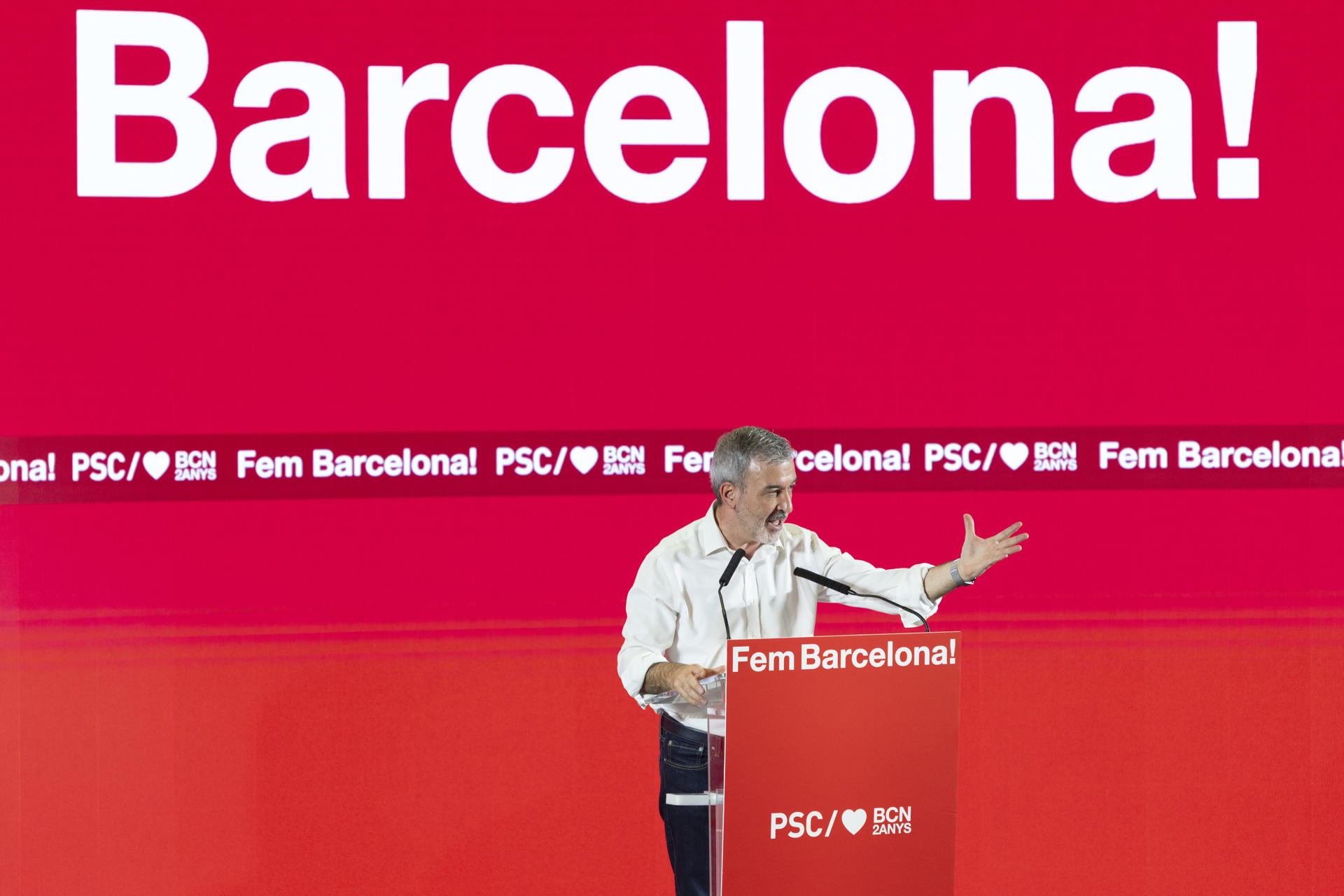 El presidente de la Federación de Barcelona del PSC y alcalde de Barcelona, Jaume Collboni, durante el acto "Dos años de alcalde Collboni. ¡Hagamos Barcelona!", este sábado en Barcelona. EFE/Marta Pérez