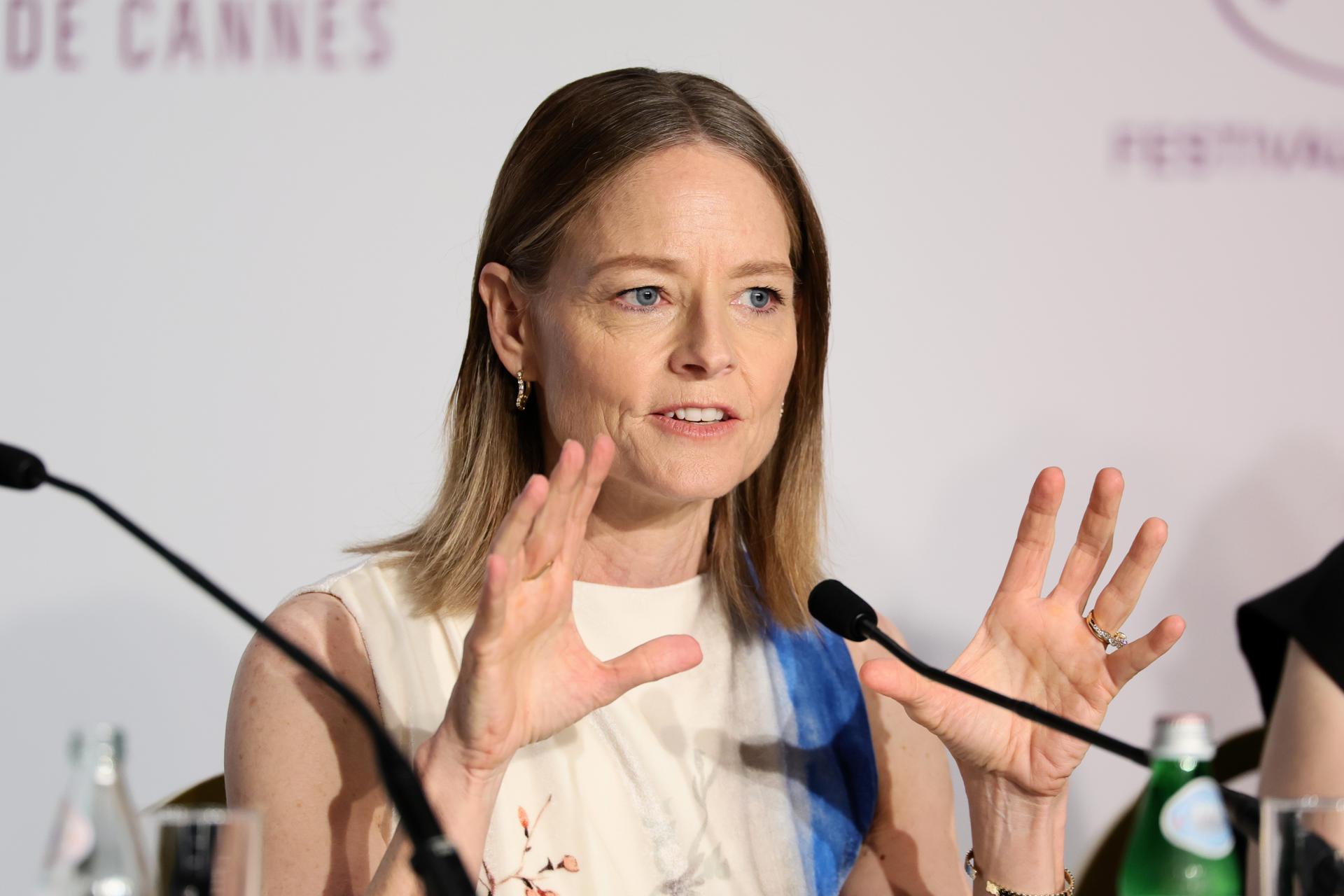 Jodie Foster asiste a la conferencia de prensa de 'Vie Privee (Una vida privada)' durante el 78º Festival Anual de Cine de Cannes, en Cannes, Francia, el 21 de mayo de 2025. El festival de cine se celebra del 13 al 24 de mayo de 2025. (Cine, Francia) EFE/EPA/ANDREAS RENTZ / POOL *** Leyenda local *** CANNES, FRANCIA - 21 DE MAYO: Jodie Foster durante la conferencia de prensa de "Vie Privee" (Una vida privada) en el 78º Festival Anual de Cine de Cannes en el Palais des Festivals el 21 de mayo de 2025 en Cannes, Francia. (Foto de Andreas Rentz/Getty Images)