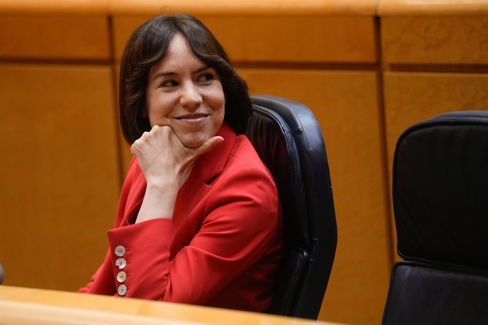 Imagen de archivo (20/05/2025) de la ministra de Ciencia, Diana Morant durante una sesión de control en el pleno del Senado. EFE/Borja Sánchez-Trillo