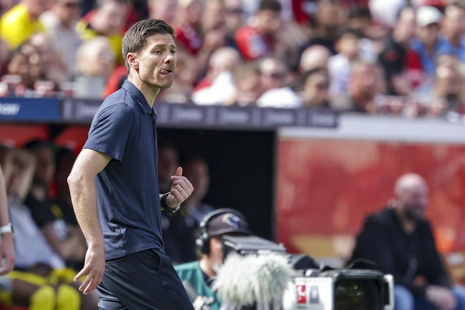 El entrenador del Bayer Leverkusen, Xabi Alonso. EFE/CHRISTOPHER NEUNDORF