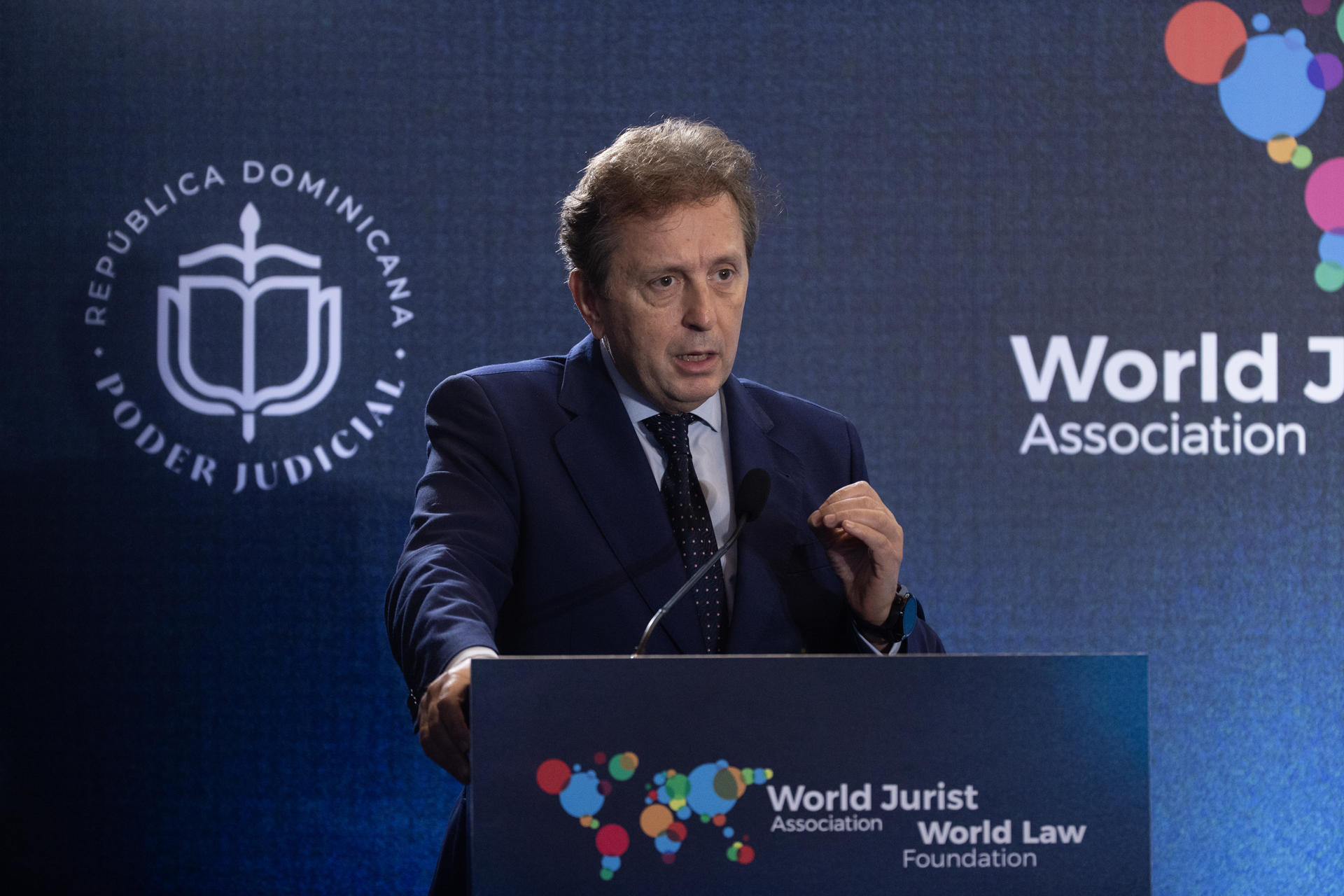 Fotografía de archivo del presidente de la Asociación Mundial de Juristas, el abogado español Javier Cremades, en Santo Domingo (República Dominicana). EFE/Orlando Barría
