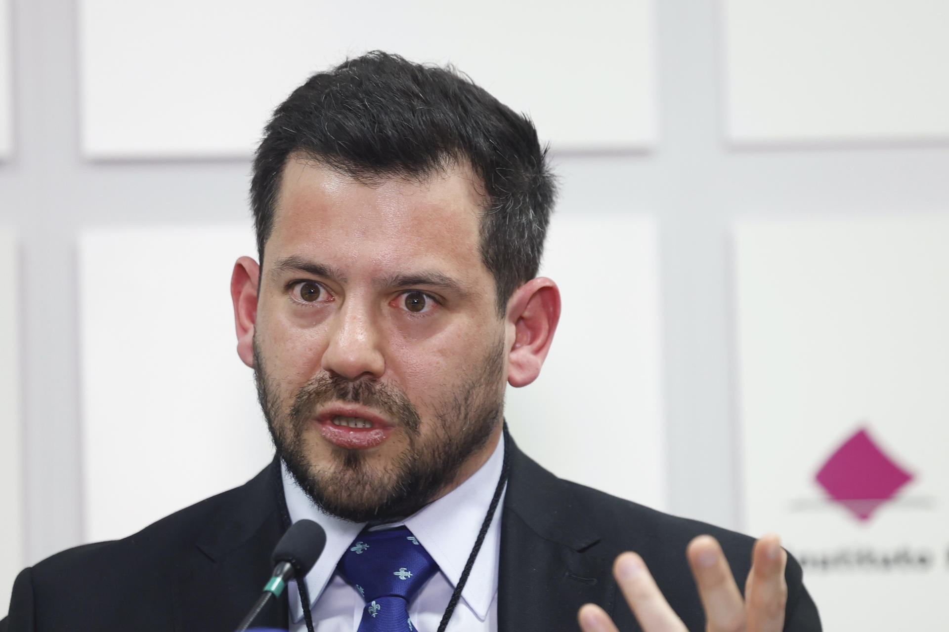 El ministro del Tribunal Superior de Justicia Electoral (TSJE) de Paraguay, César Emilio Rossel, participa en una rueda de prensa este viernes en Ciudad de México (México). EFE/ Sáshenka Gutiérrez