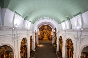 Fotografía del interior de la Capilla del Museo de la Ciudad este viernes, en Quito (Ecuador). EFE/ José Jácome