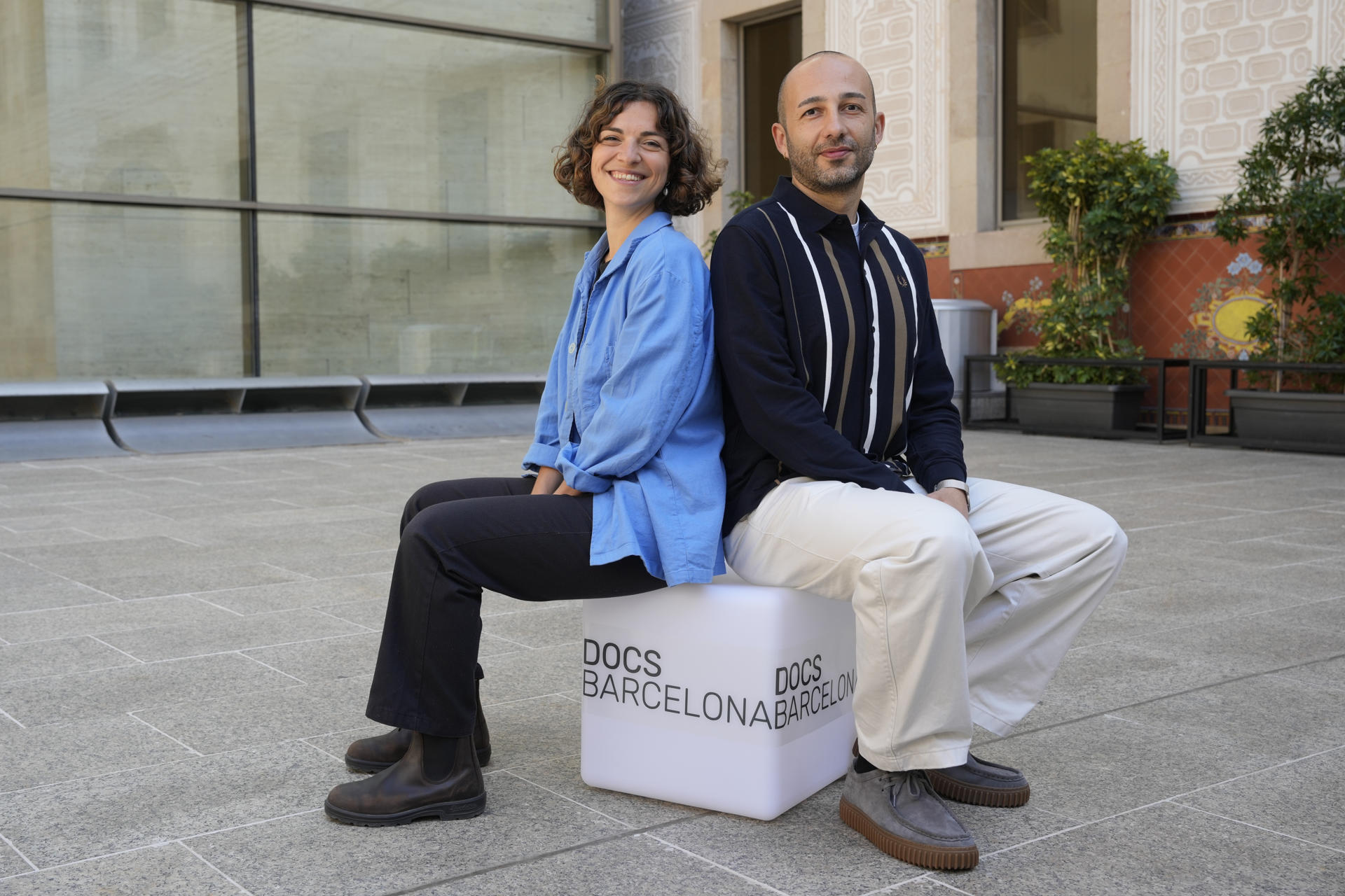 Los codirectores del festival DocsBarcelona, Maria Colomer y Èric Motjer, durante la presentación de la 28 edición del certamen, que visitarán 28 documentalistas para hablar de sus trabajos y que se inaugura este jueves con el documental 'Riefenstahl', dedicado a la cineasta oficial de la Alemania nazi. EFE/Alejandro García