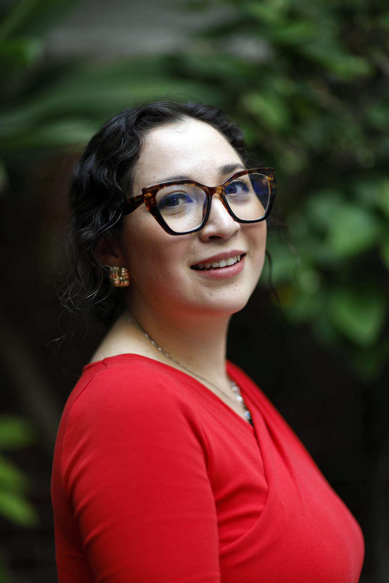 La candidata a ministra de la Suprema Corte de Justicia de la Nación, Cynthia Ortiz Monroy, posa al final de una entrevista con EFE, este viernes en Ciudad de México (México). EFE/ Sáshenka Gutiérrez