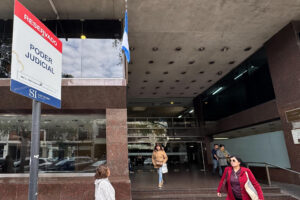 Fotografía del juzgado de San Isidro donde se realiza el juicio por la muerte de Diego Armando Maradona este 20 de mayo de 2025, en Buenos Aires (Argentina). EFE/ Juan Ignacio Roncoroni