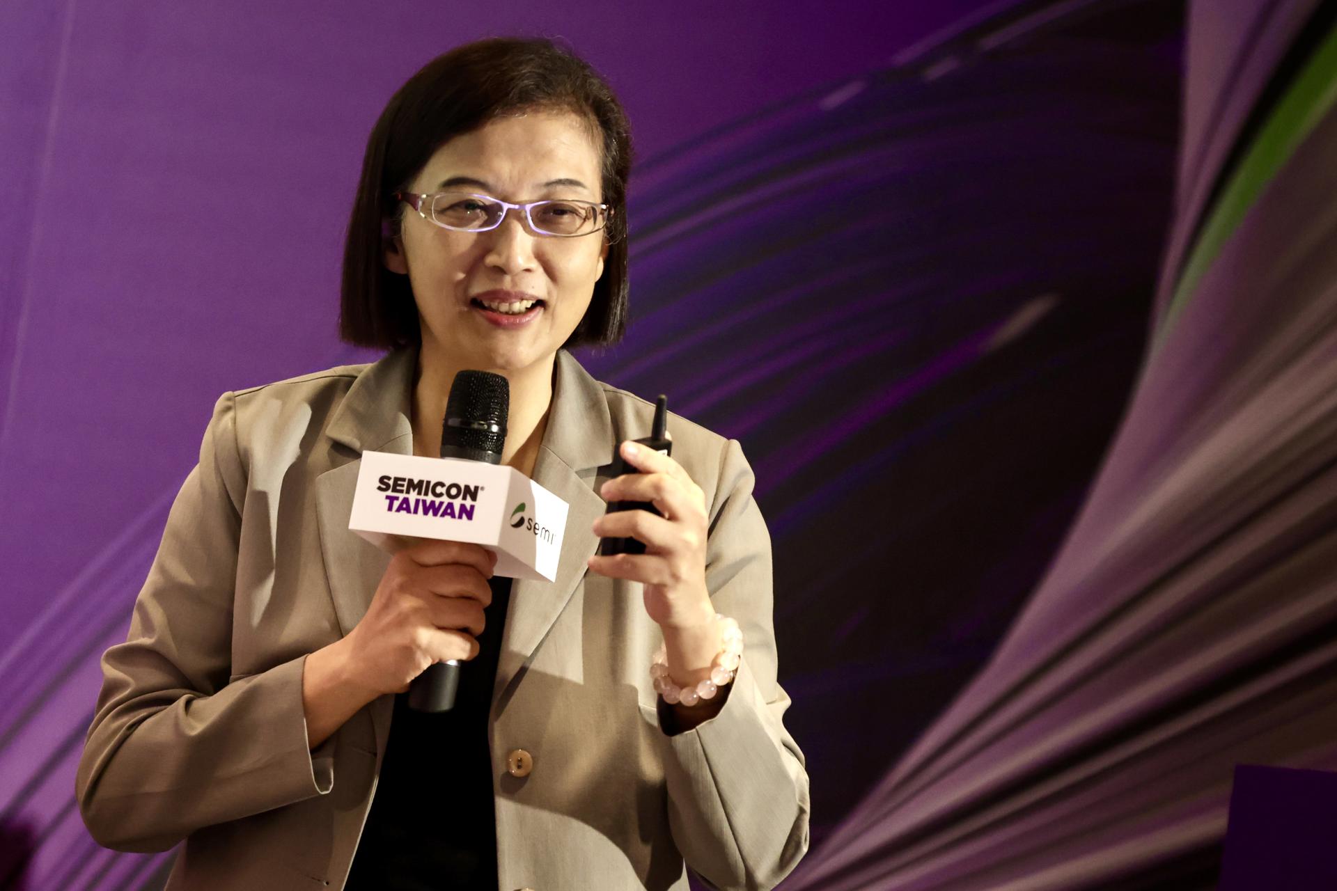 La presidenta de la empresa taiwanesa GlobalWafers, Doris Hsu, en una foto de archivo. EFE/EPA/RITCHIE B. TONGO
