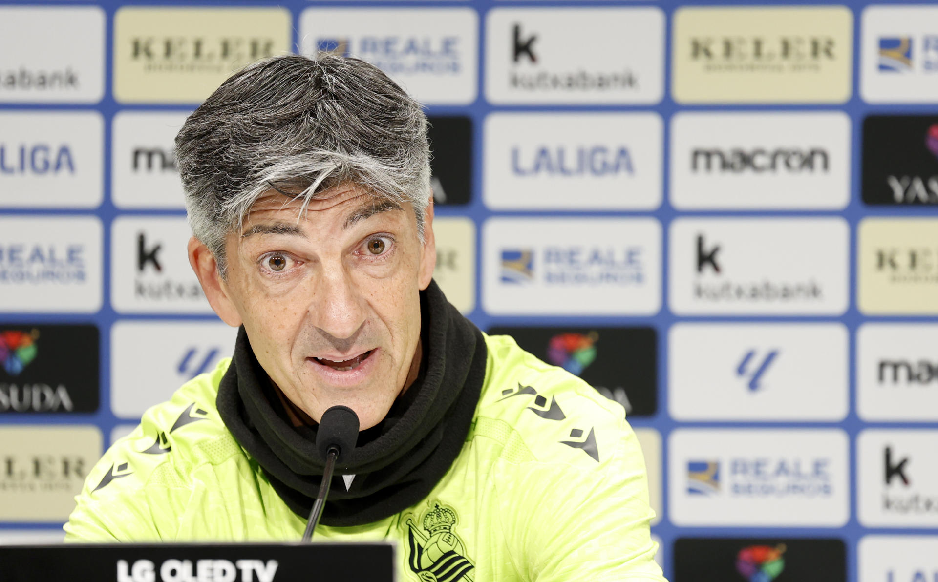 Imanol Alguacil, durante la rueda de prensa de este viernes. EFE/Juan Herrero.