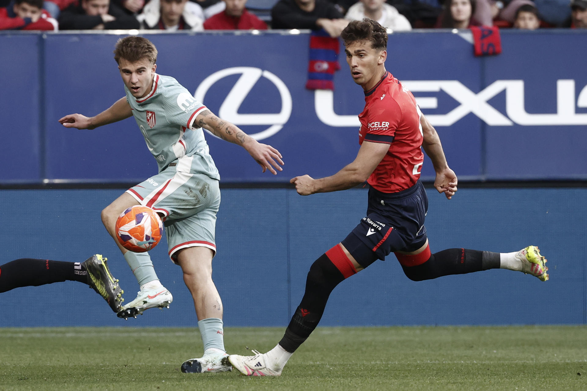Pablo Barrios, en el partido ante Osasuna. EFE/ Jesús Diges