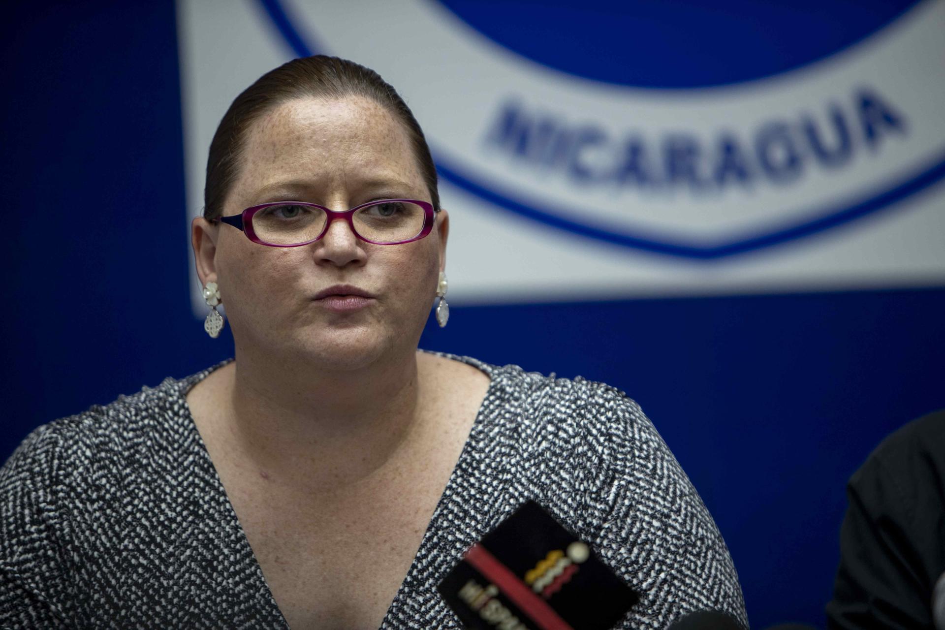 Fotografía de archivo la ministra del Interior de Nicaragua, María Amelia Coronel Kinloch, quien encabezó este domingo, 4 de mayo, el acto de excarcelación de 1.700 reos comunes en ocho cárceles del país centroamericano. EFE/Jorge Torres