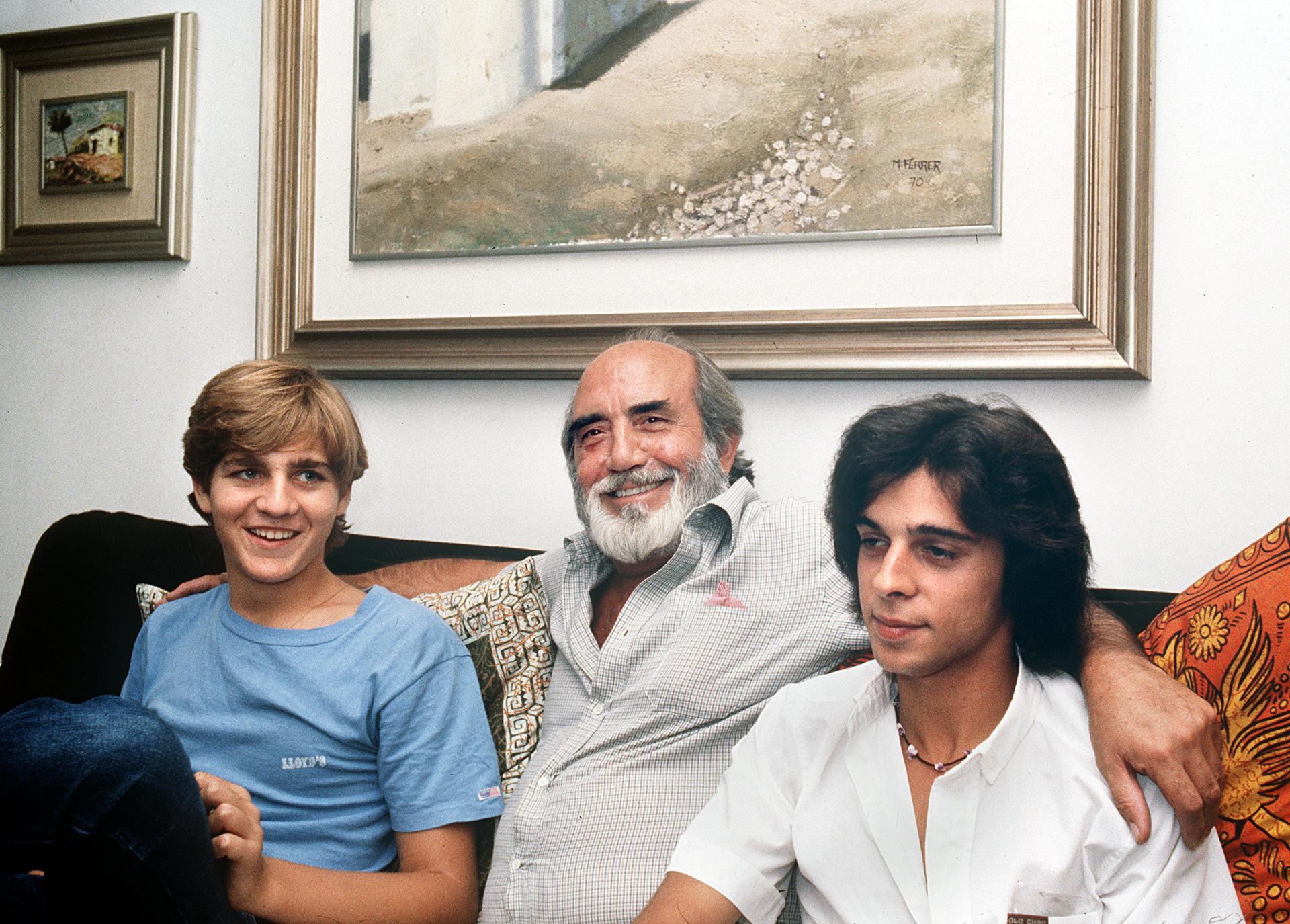 Imagen de archivo de los protagonistas de la serie 'Verano Azul'. EFE