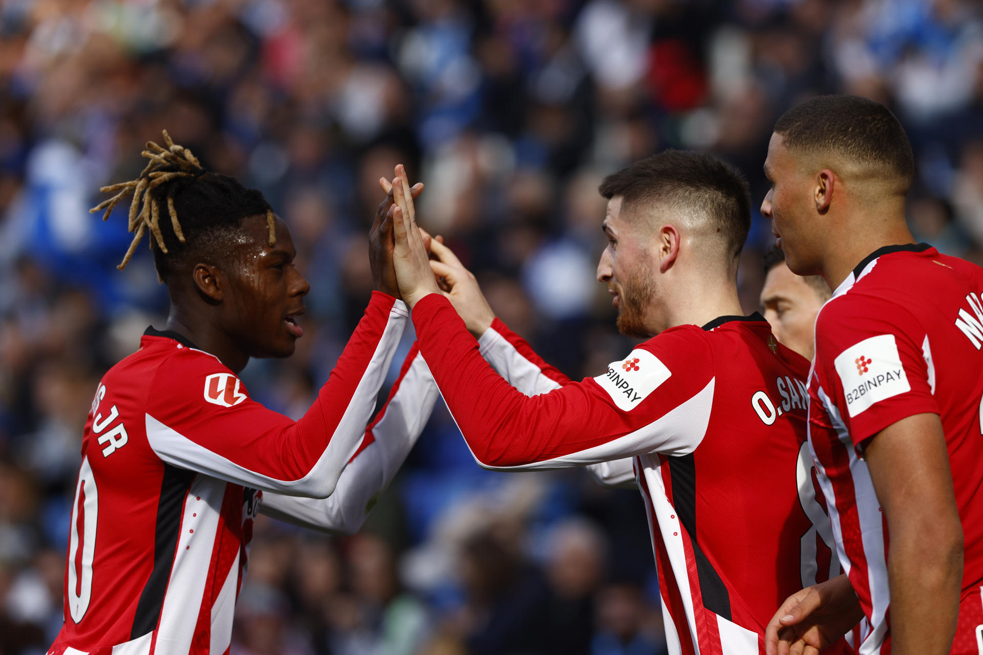 El centrocampista del Athletic de Bilbao Oihan Sancet (2d), con Nico Williams,en foto de archivo de Quique García. EFE