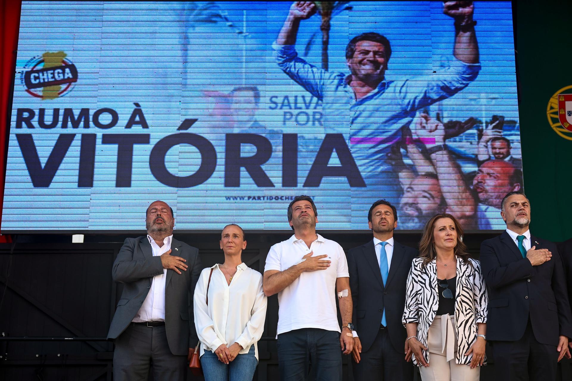 El líder del partido de extrema derecha Chega de Portugal, Andre Ventura, durante un acto de campaña en Lisboa, Portugal, 16 de mayo de 2025. Portugal celebrará elecciones legislativas anticipadas el 18 de mayo de 2025. (Elecciones, Lisboa) EFE/EPA/ANTONIO COTRIM
```