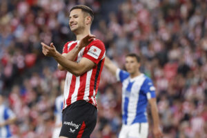 El centrocampista del Athletic Club, Iñigo Ruiz de Galarreta. EFE / Miguel Toña.