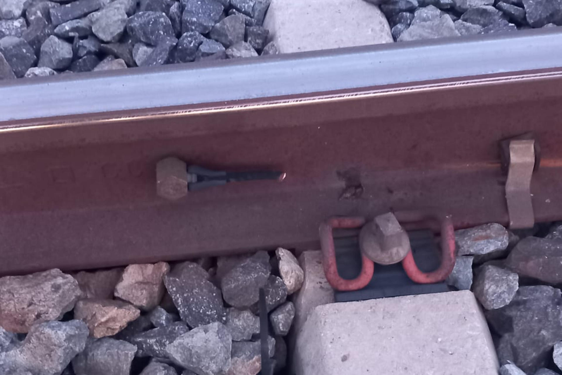 Daños por el robo de cable en la línea de alta velocidad Madrid-Sevilla.EFE/ Ministerio De Transporte SOLO USO EDITORIAL SOLO DISPONIBLE PARA ILUSTRAR LA NOTICIA QUE ACOMPAÑA (CRÉDITO OBLIGATORIO)
