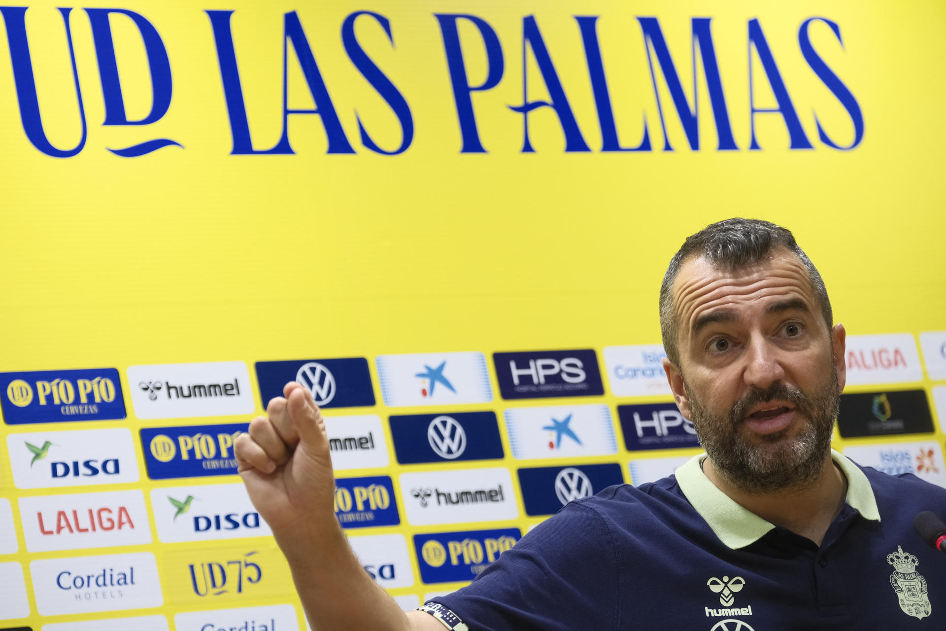 - El entrenador de la Unión Deportiva Las Palmas, Diego Martínez, ha valorado este vienes en rueda de prensa el partido que su equipo disputa el domingo contra el Leganés, una vez consumado ya el descenso a Segunda División. EFE/Ángel Medina G.