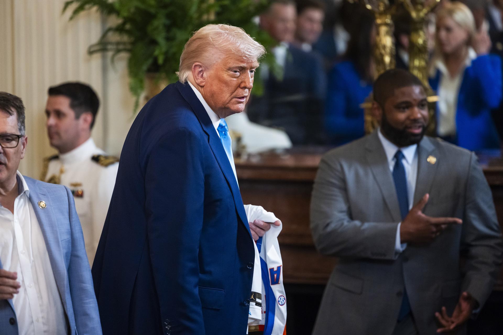 El presidente de Estados Unidos, Donald Trump. EFE/JIM LO SCALZO