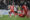 Memphis Depay (i) de Corinthians disputa un balón con Rafael Carrascal (2-i) de América en un partido de la fase de grupos de la Copa Sudamericana. EFE/ Sebastiao Moreira