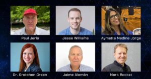 Composición de fotografías cedidas por Blue Origin donde aparecen los seis tripulantes de la misión espacial NS-32: Los emprendedores y aventureros de Canadá, Nueva Zelanda y Estados Unidos Jesse Williams, Mark Rocket y Paul Jeris, la doctora Gretchen Green, el abogado Jaime Alemán y la profesora de ciencias (STEM) Aymette Medina. EFE/ Blue Origin