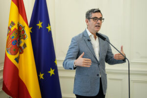 El ministro de la Presidencia, Justicia y Relaciones con las Cortes, Félix Bolaños, ha asegurado este sábado que "ni una sola línea" de la reforma judicial que impulsa el Gobierno afecta a la independencia de jueces y fiscales. EFE/ Borja Sanchez-Trillo