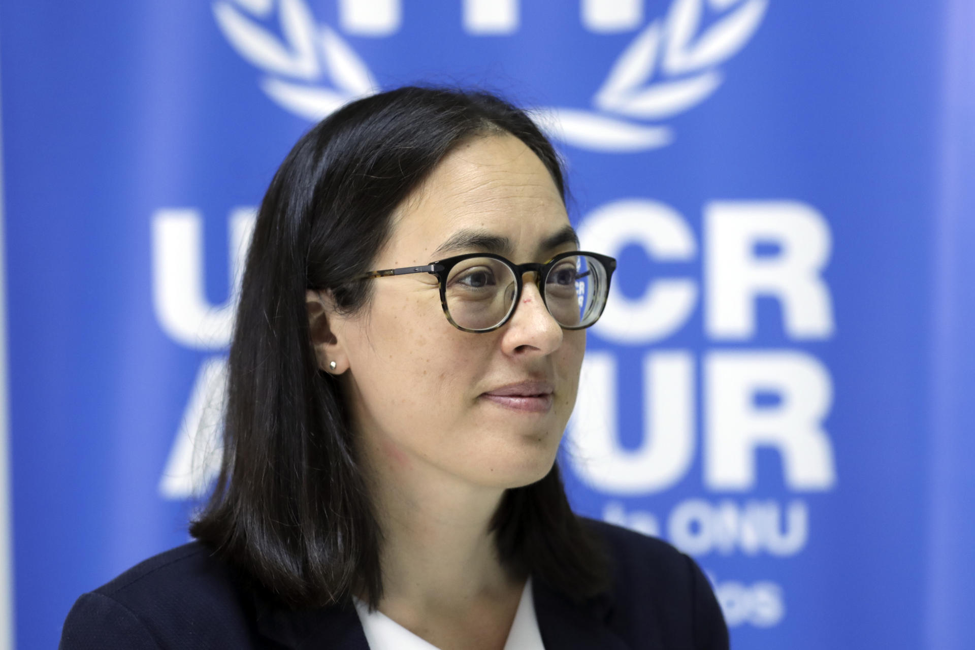 La representante del Alto Comisionado de las Naciones Unidas para los Refugiados (ACNUR) en Honduras, Kathryn Lo, habla en entrevista con EFE en Tegucigalpa. EFE/ Gustavo Amador