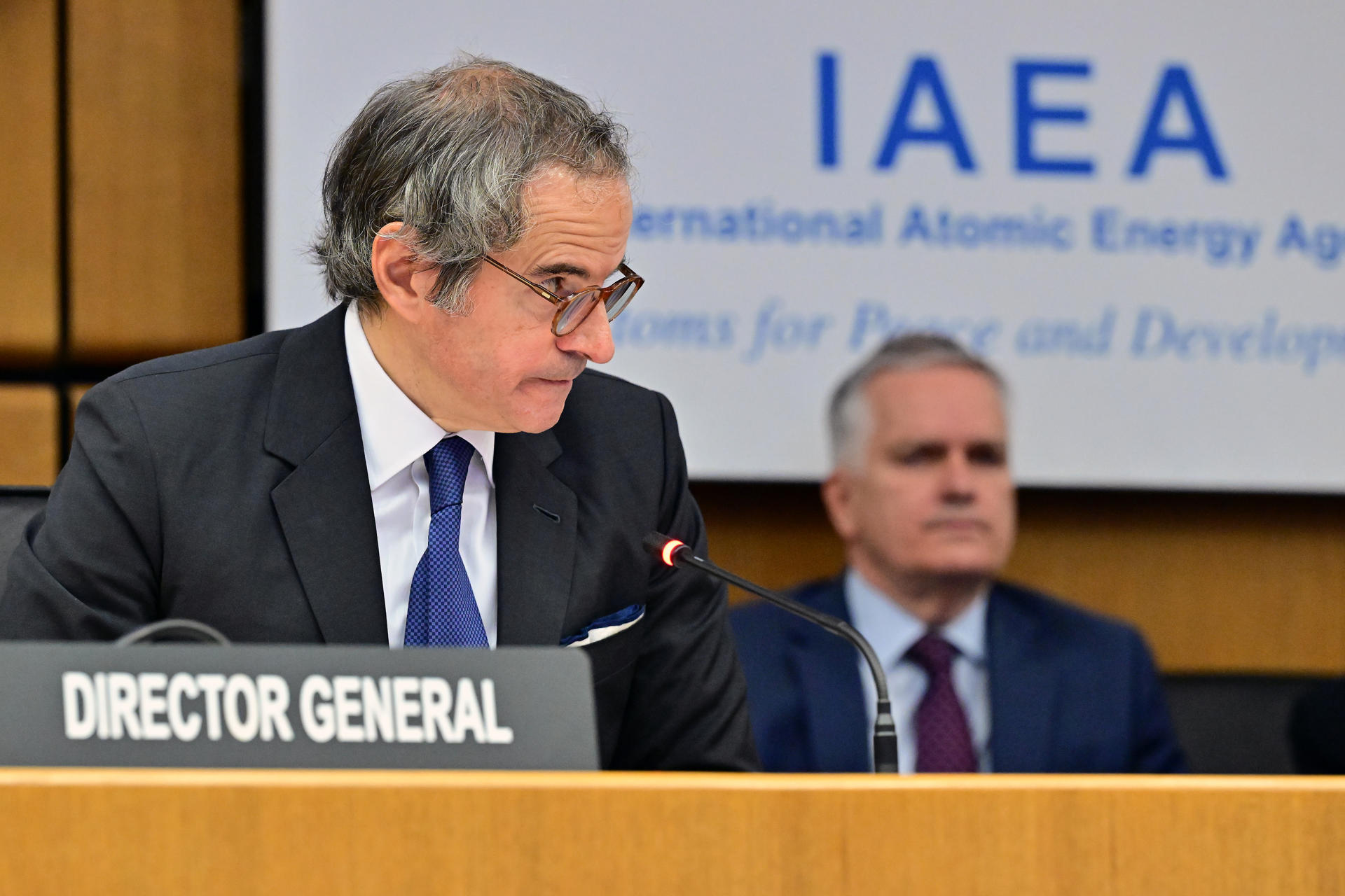 Rafael Grossi, director general del Organismo Internacional de Energía Atómica (OIEA), organismo que ha recordado que ataques como el de este viernes de Israel a Irán tienen "graves implicaciones para la seguridad nuclear" y suponen una violación de las normas de la ONU sobre acciones armadas contra instalaciones atómicas. EFE/OIEA/ DEAN CALMA // SOLO USO EDITORIAL/SOLO DISPONIBLE PARA ILUSTRAR LA NOTICIA QUE ACOMPAÑA (CRÉDITO OBLIGATORIO)