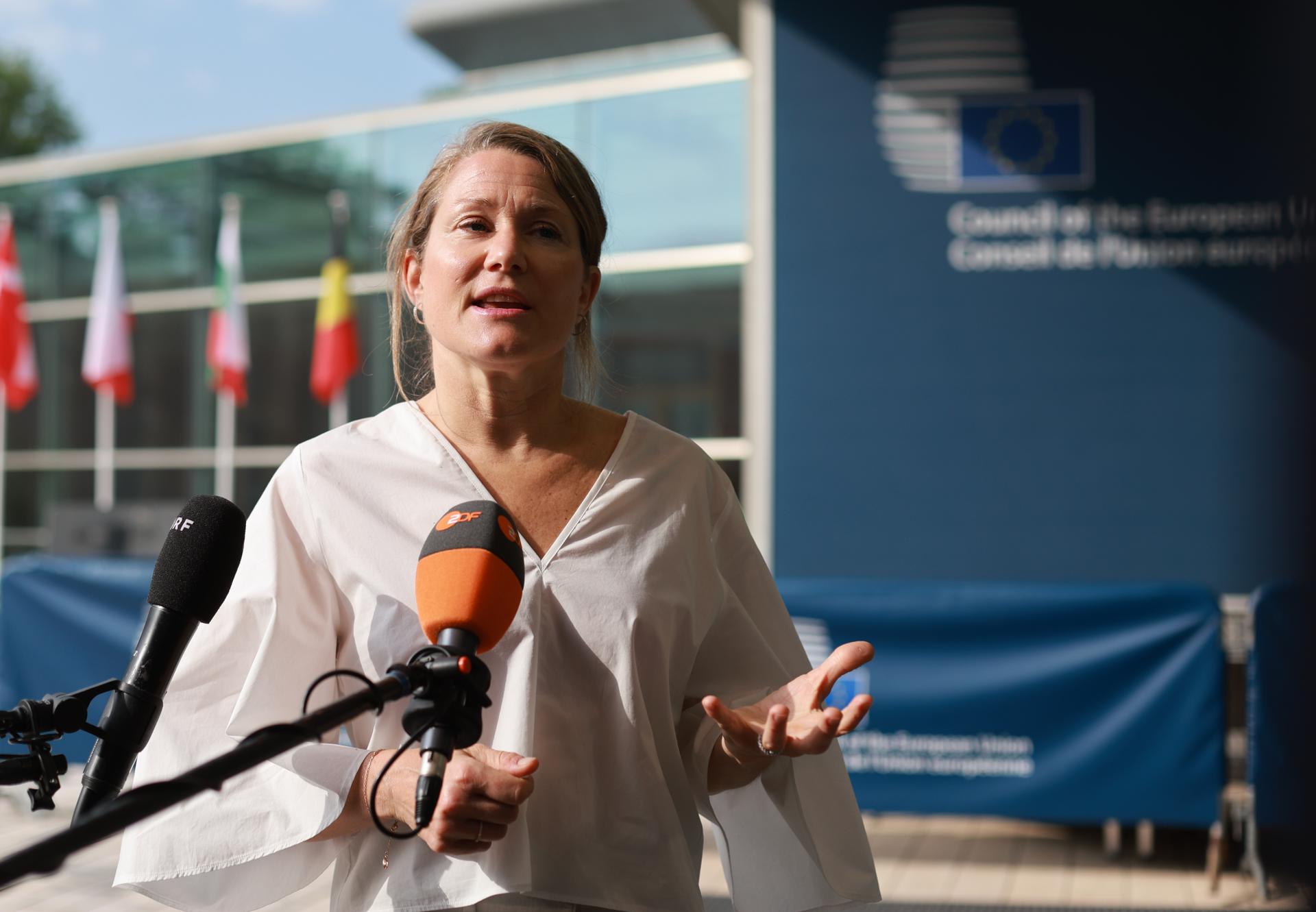 La ministra belga de Asilo y Migración e Integración Social, Anneleen Van Bossuyt, fue captada el pasado 13 de junio, durante una conferencia de prensa, en Luxemburgo (Luxemburgo). EFE/Oliver Hoslet