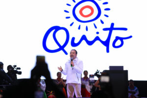 El Alcalde de Quito, Pabel Muñoz, habla durante la presentación de su marca ciudad este jueves, en Quito (Ecuador). EFE/ José Jácome