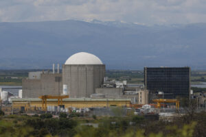 Imagen de archivo de la central nuclear de Almaraz situada en la localidad cacereña de Navalmoral de la Mata. EFE/ Mariscal